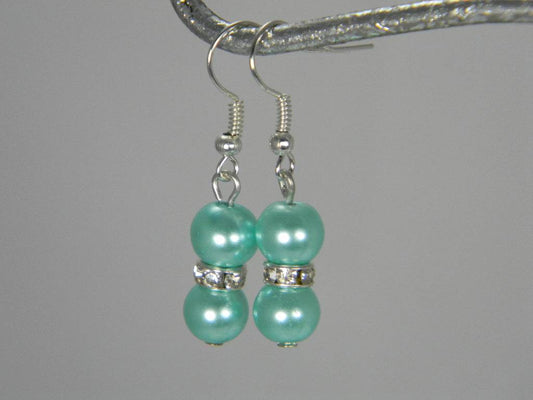 Glass Pearl Bracelet & Earring Set - Victoria's Treasure Chests