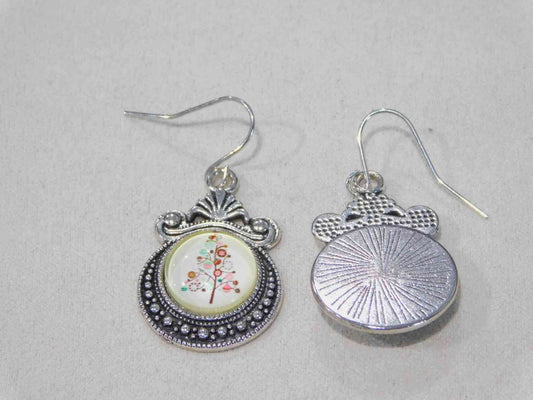 Christmas Tree Antique Earrings - Victoria's Treasure Chests
