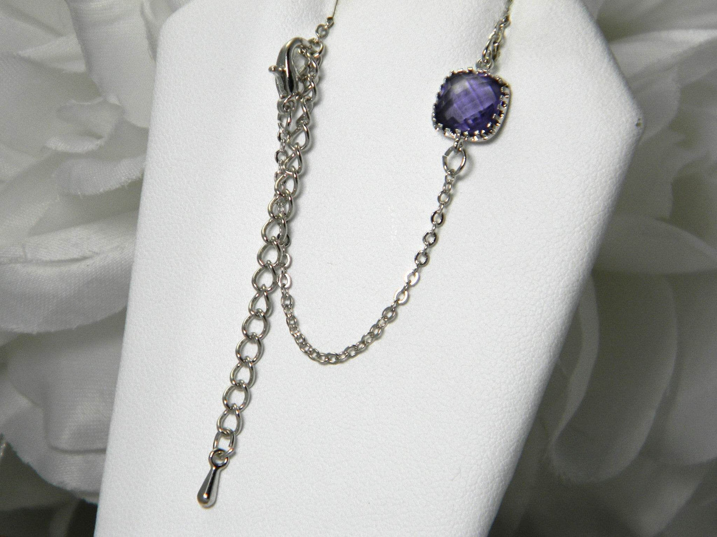 Dainty Amethyst Glass Bracelet - Victoria's Treasure Chests