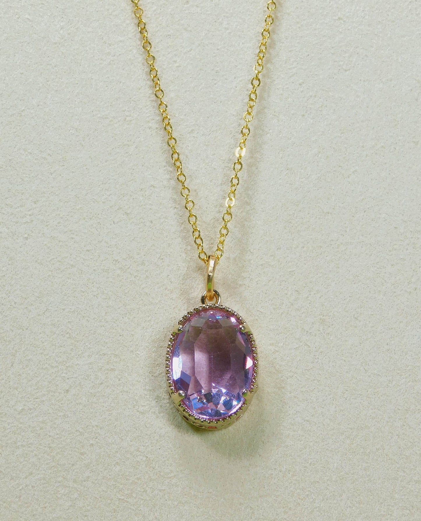 Oval Glass Pendant Necklace - Victoria's Treasure Chests