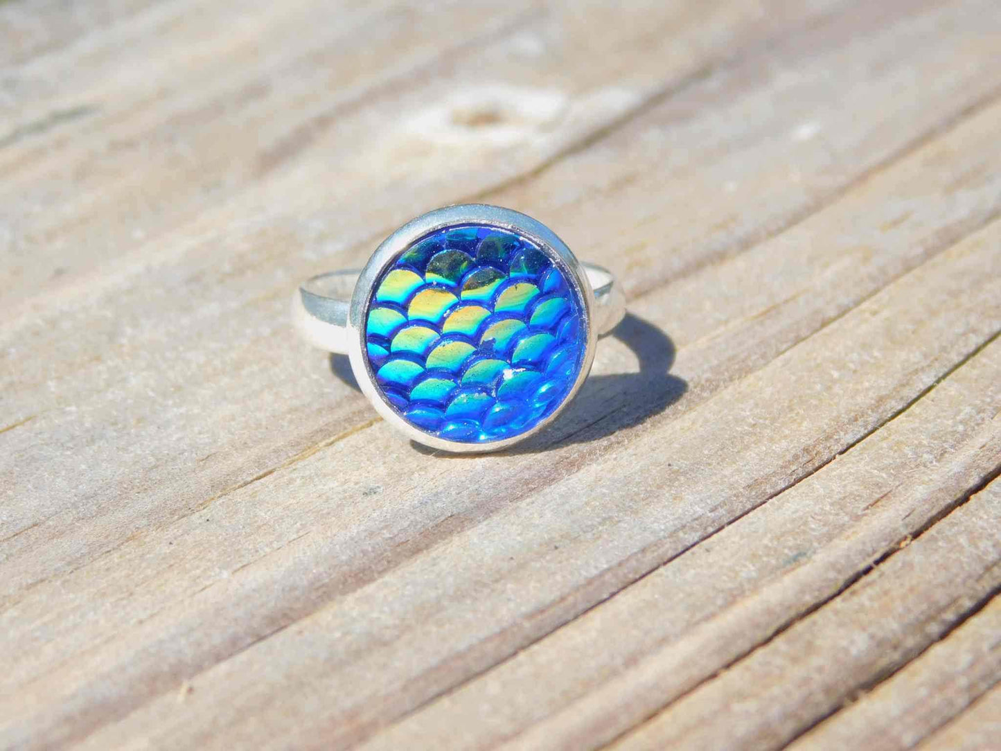 Mermaid Scale Adjustabe Ring - Victoria's Treasure Chests