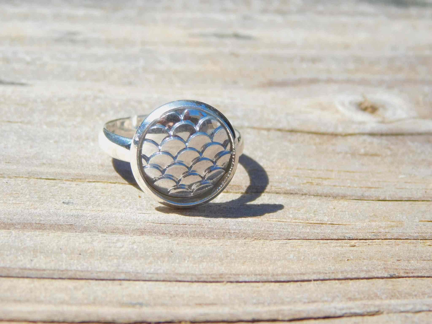 Mermaid Scale Adjustabe Ring - Victoria's Treasure Chests