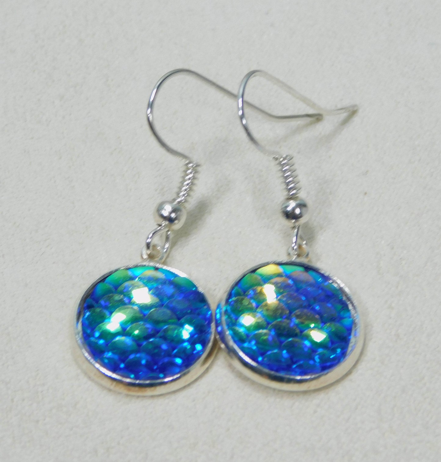 Single Mermaid/Dragon Scale Earrings - Victoria's Treasure Chests
