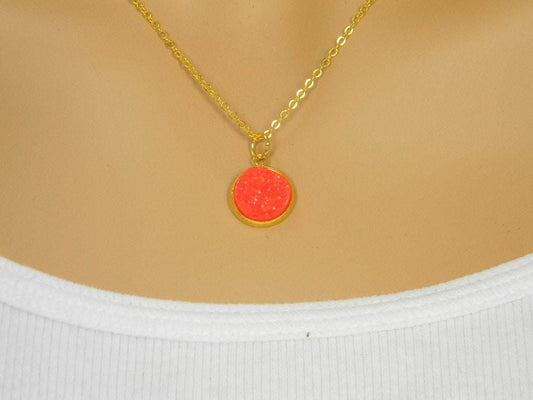 Faux Druzy Pendant Gold Tone - Victoria's Treasure Chests