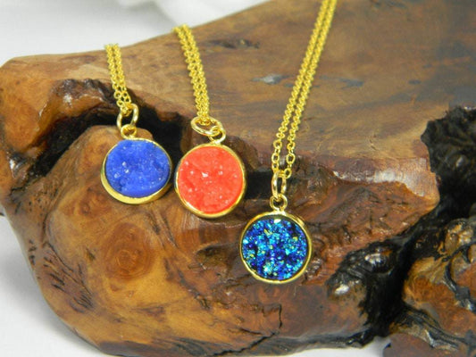 Faux Druzy Pendant Gold Tone - Victoria's Treasure Chests