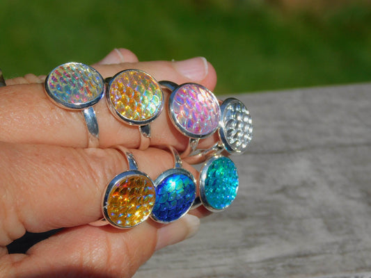 Mermaid Scale Adjustabe Ring - Victoria's Treasure Chests
