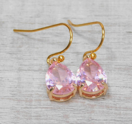 Soft Pink Glass Earrings - Victoria's Treasure Chests
