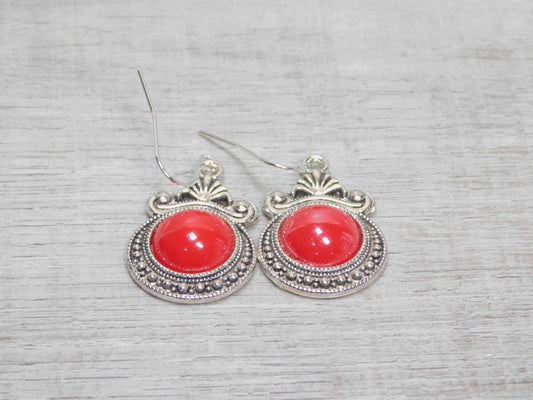 Antique Glass Pearl Dangle Earrings - Victoria's Treasure Chests