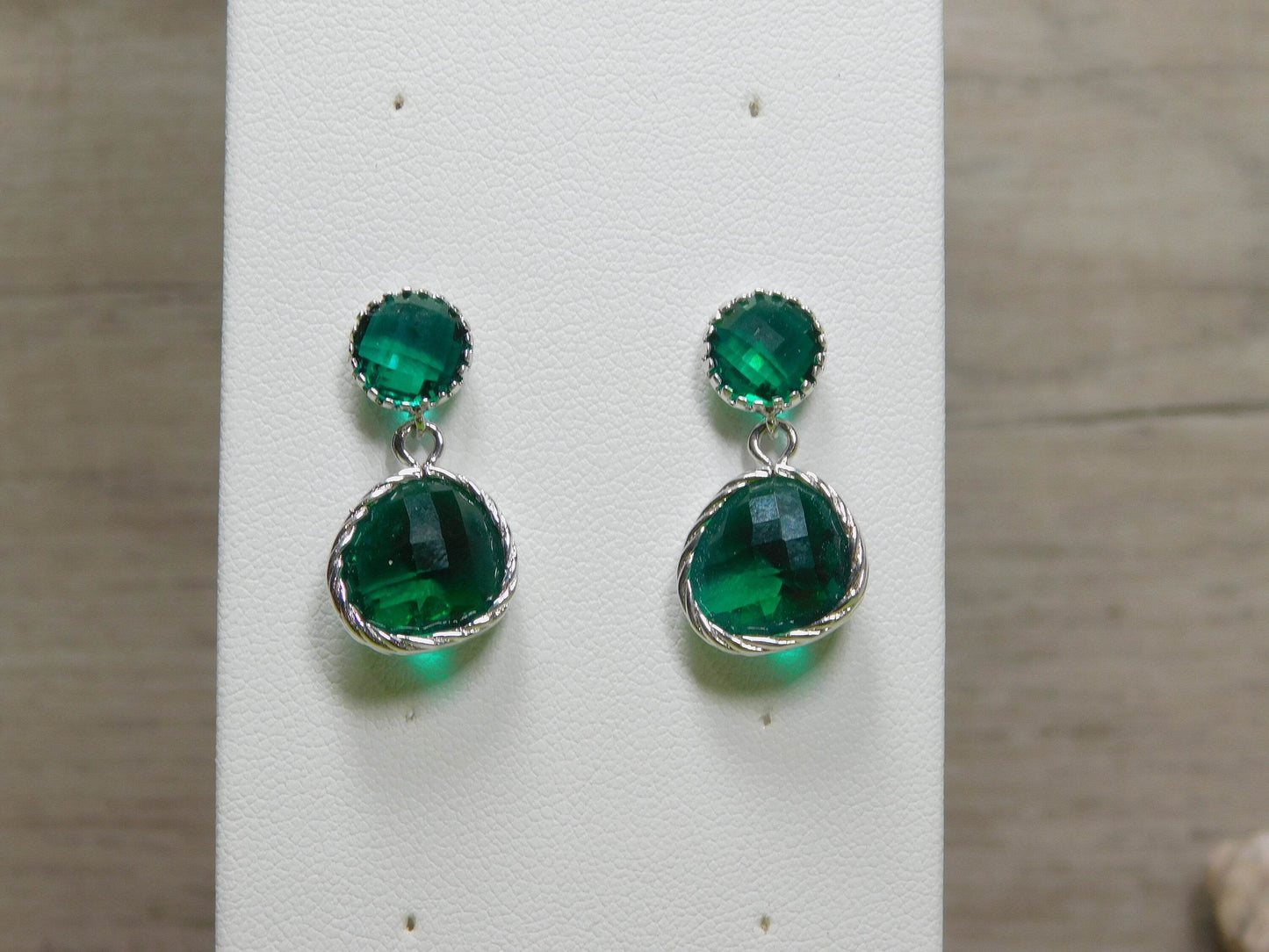Emerald Green Glass Earrings - Victoria's Treasure Chests