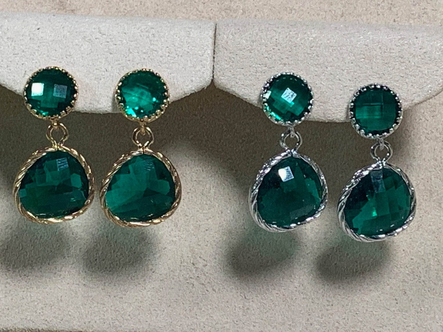 Emerald Green Glass Earrings - Victoria's Treasure Chests