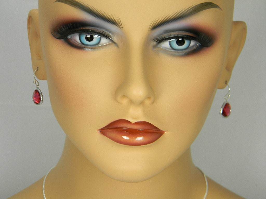 Ruby Glass Earrings - Victoria's Treasure Chests