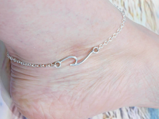 Ocean Wave Anklet for Women - Victoria's Treasure Chests
