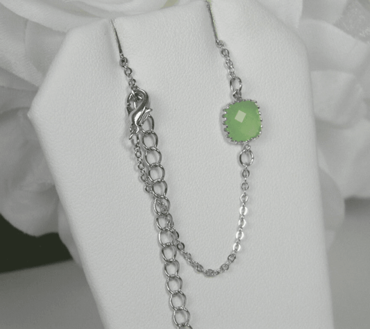 Dainty Peridot Green Glass Bracelet - Victoria's Treasure Chests