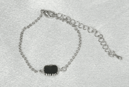Dainty Black Glass Bracelet - Victoria's Treasure Chests