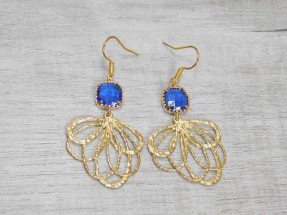 Peacock Feather Earrings - Victoria's Treasure Chests