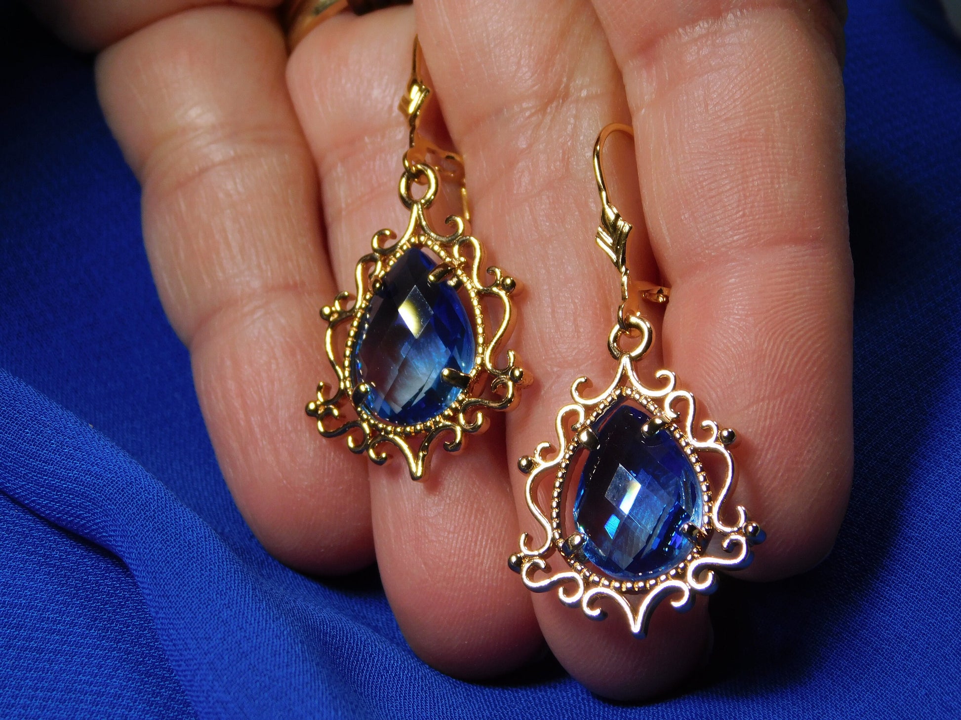 lovely faceted royal blue glass