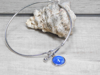 Cuff bracelet with pearl