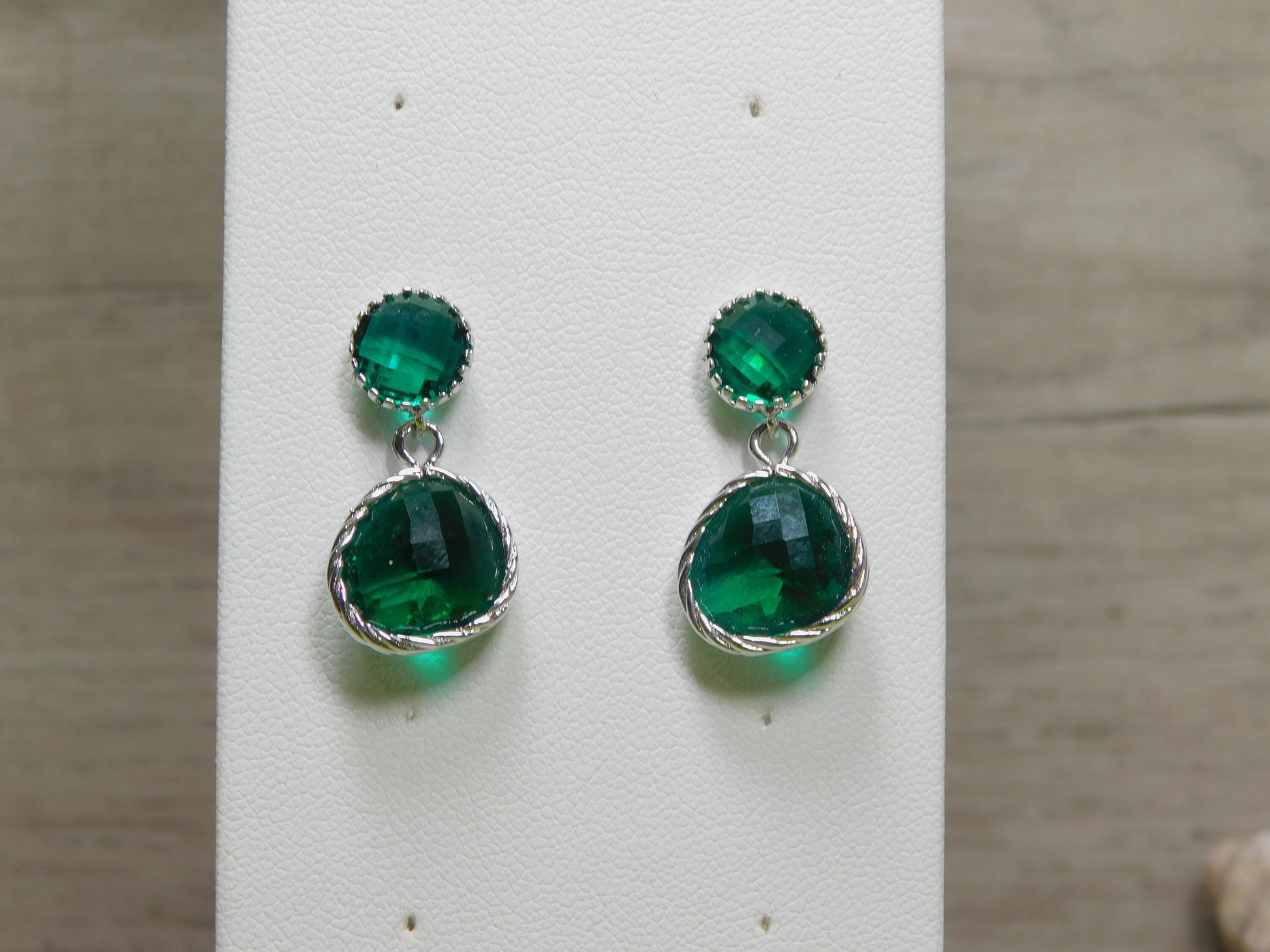 Emerald Green Earrings, Green Glass Earrings, Green Statement Earrings, Emerald Dangle Earrings, Christmas Gift, Bridesmaid Earrings