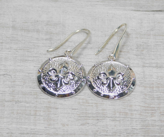 cute fleur-de-lis round earrings