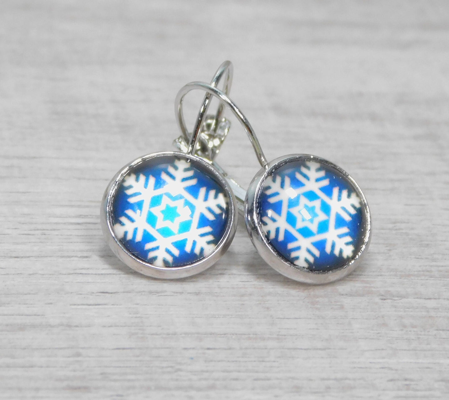 Holiday Snowflake Earrings, Christmas Themed Earrings, Lever Back Earrings, 12mm Round