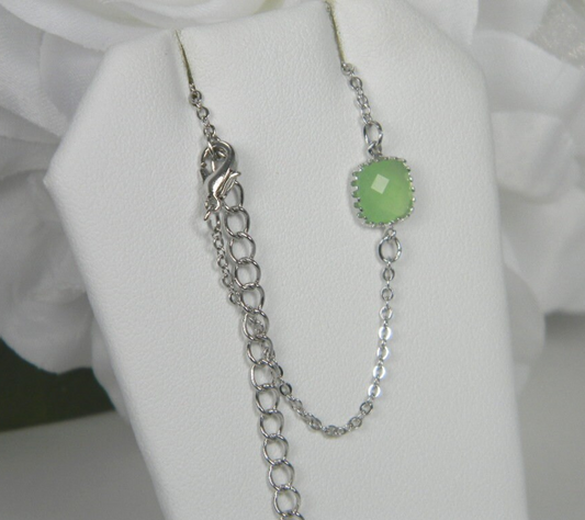 Dainty Peridot Green Glass Bracelet